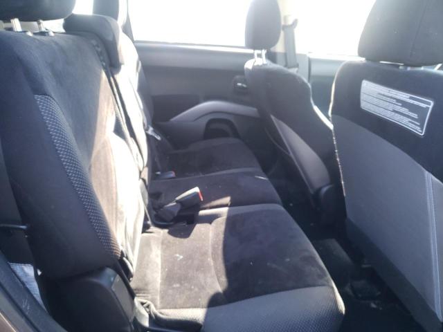 Photo 6 from auction – 2013 MITSUBISHI OUTLANDER with VIN JA4JT3AX3DU608354