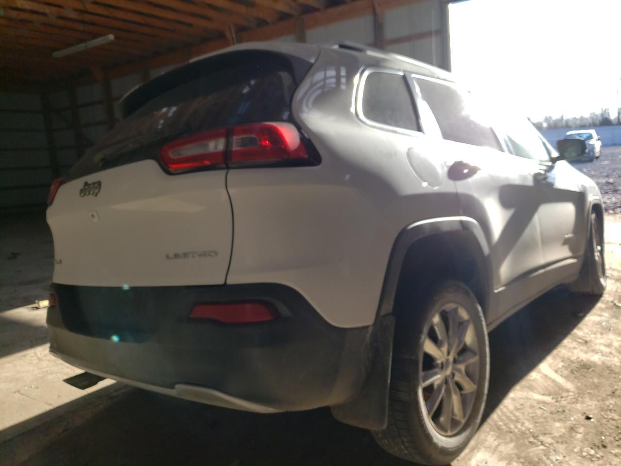 Photo 4 from auction – 2016 JEEP CHEROKEE L with VIN 1C4PJMDB8GW359795