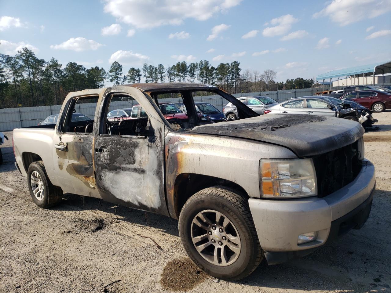 CHEVROLET SILVERADO 2007 with VIN 2GCEC13J871549824 - Photo from auction
