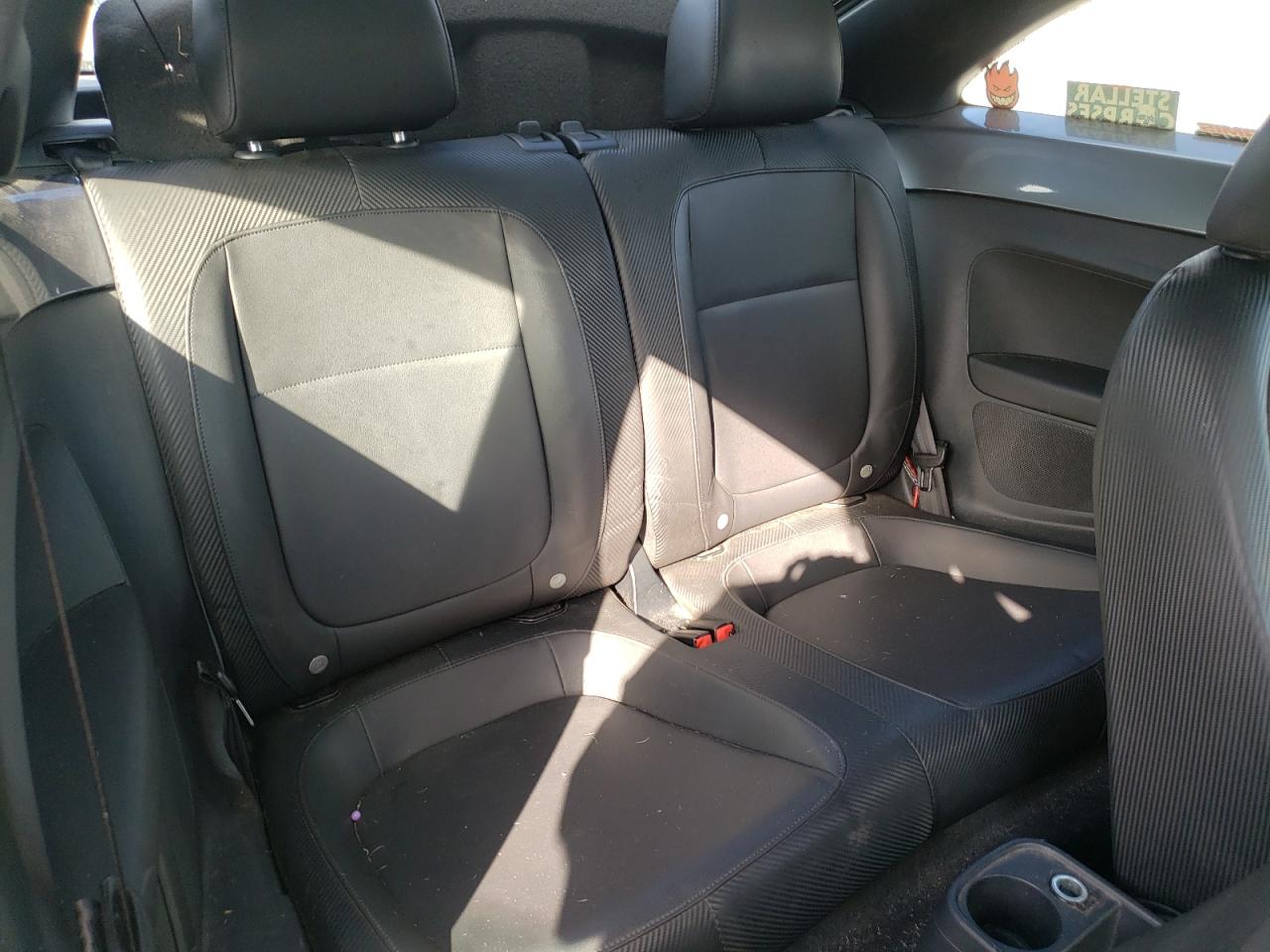 صورة رقم 6 من المزاد - 2012 VOLKSWAGEN BEETLE مع VIN 3VWJP7AT8CM622166