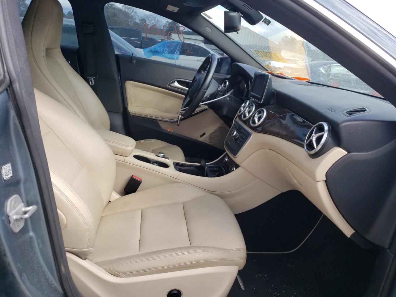 Photo 5 from auction – 2014 MERCEDES-BENZ CLA 250 with VIN WDDSJ4EB0EN084635