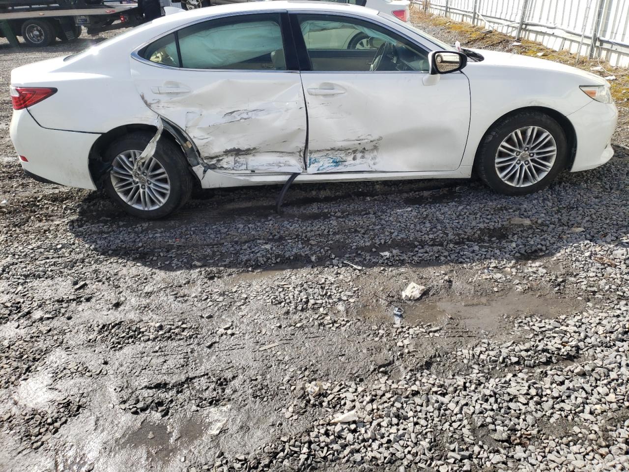 Photo 9 from auction – 2015 LEXUS ES 350 with VIN JTHBK1GG3F2181800