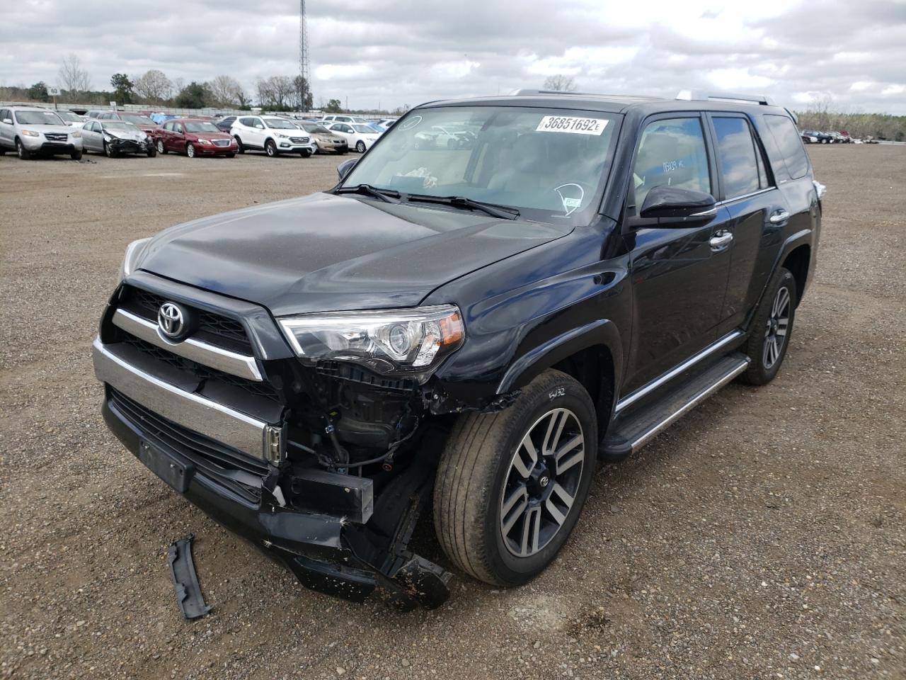 Photo 2 from auction – 2015 TOYOTA 4RUNNER SR with VIN JTEBU5JR9F5215679