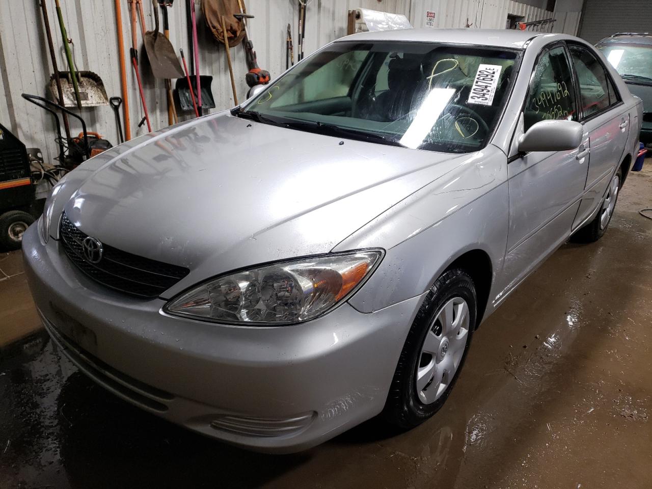 Photo 2 from auction – 2003 TOYOTA CAMRY LE with VIN 4T1BE32K93U208025