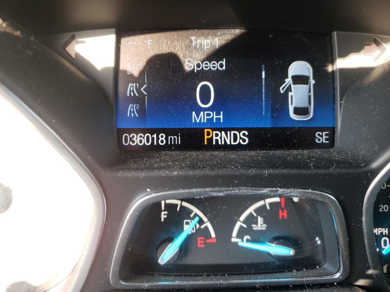 Photo 8 from auction – 2017 FORD ESCAPE SE with VIN 1FMCU0GD5HUD81919