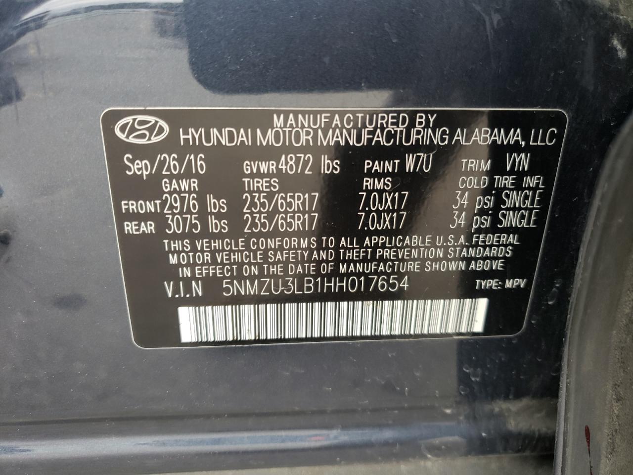 Photo 10 from auction – 2017 HYUNDAI SANTA FE S with VIN 5NMZU3LB1HH017654