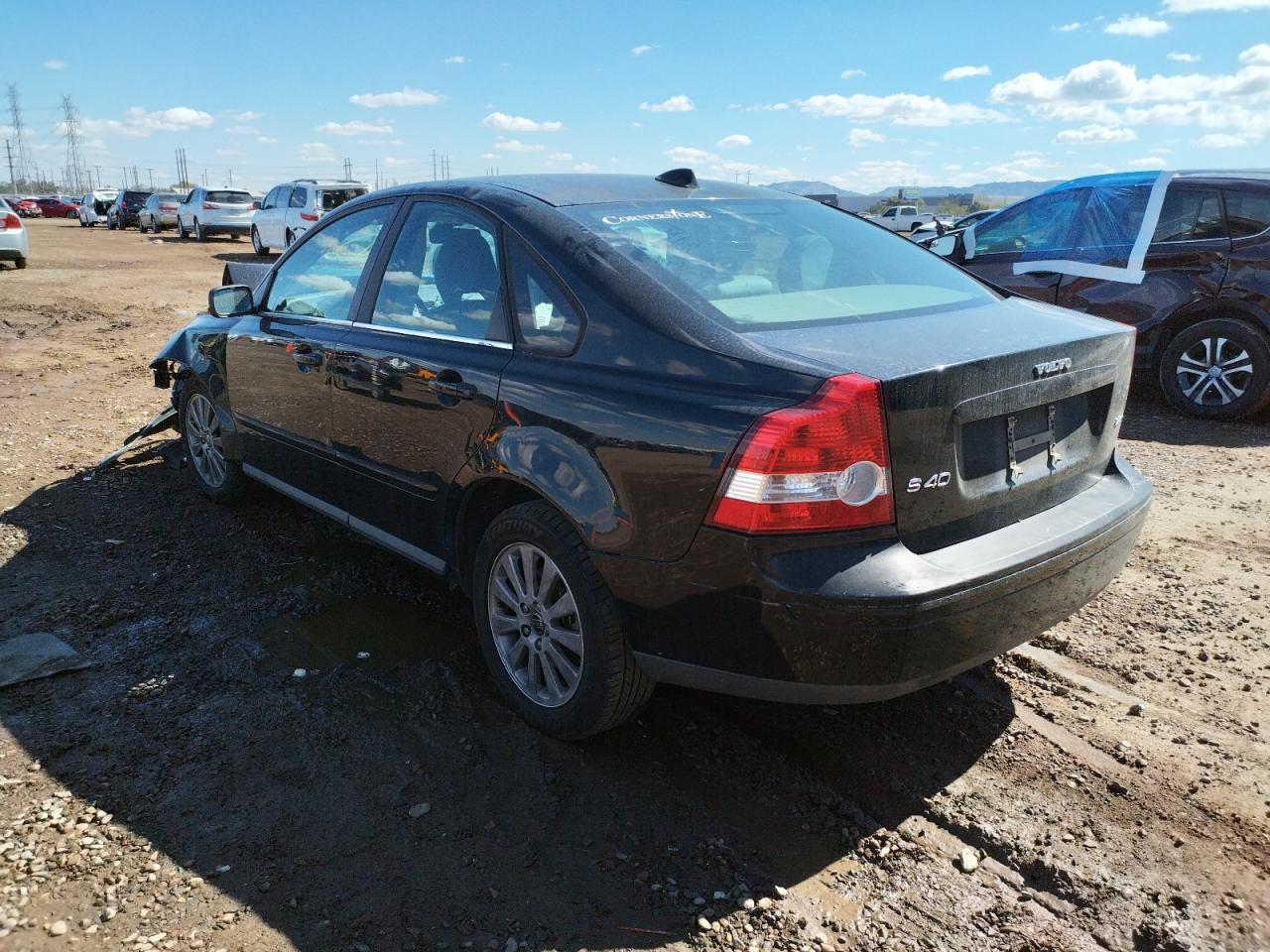 Photo 3 from auction – 2005 VOLVO S40 2.4I with VIN YV1MS382452108954