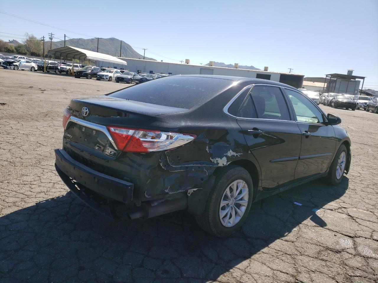 Photo 4 from auction – 2016 TOYOTA CAMRY LE with VIN 4T4BF1FK5GR562650