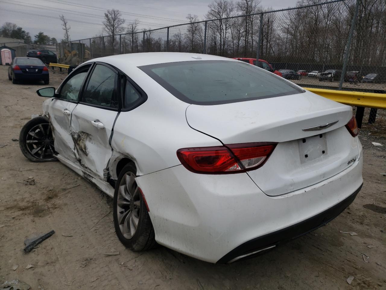 Photo 3 from auction – 2016 CHRYSLER 200 S with VIN 1C3CCCBB1GN127748