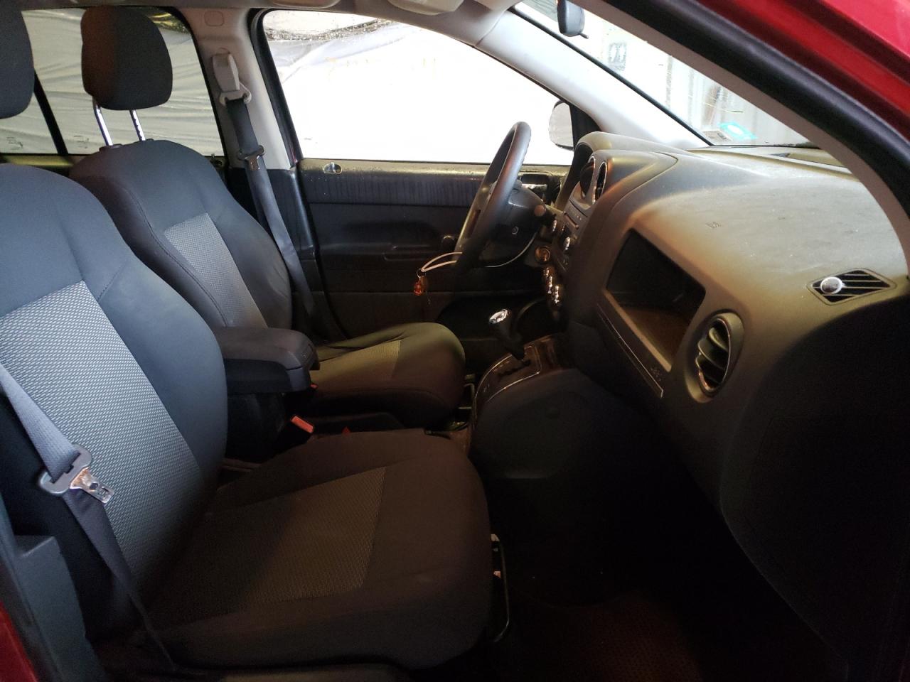 Zdjęcie 5 z aukcji – 2010 JEEP COMPASS SP z VIN 1J4NF1FB1AD675525