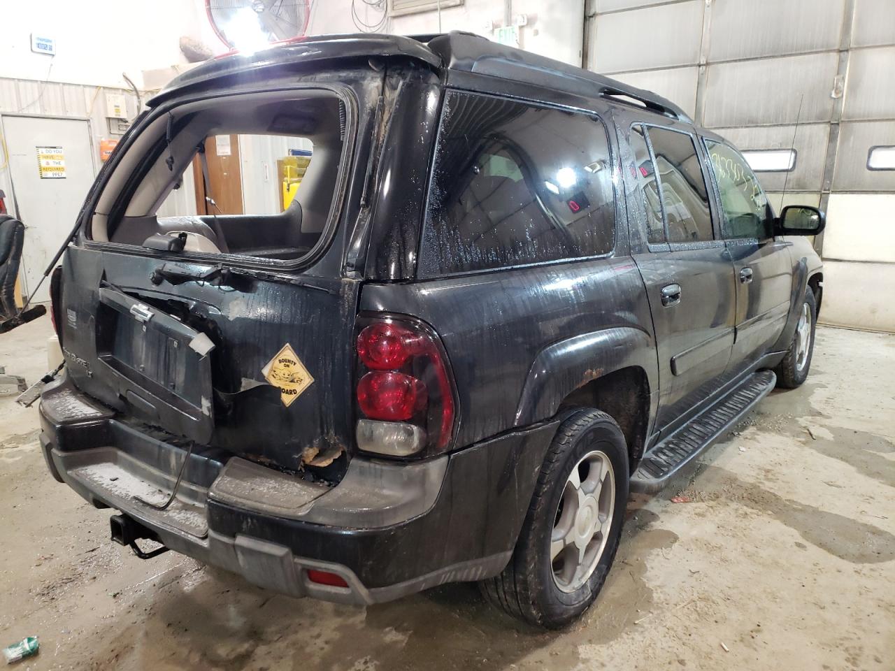 Photo 4 from auction – 2005 CHEVROLET TRAILBLAZE with VIN 1GNET16S856110351