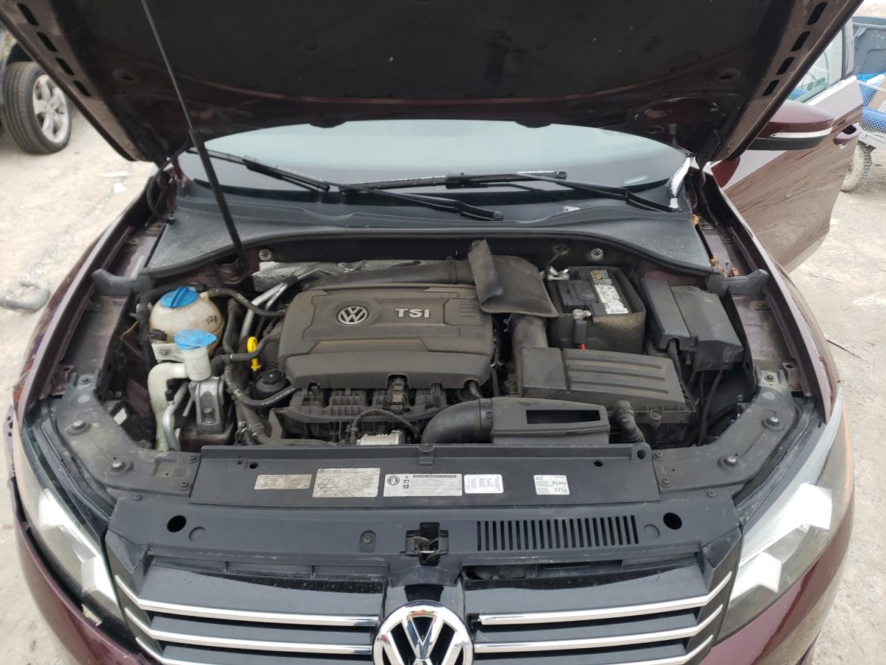 Photo 7 from auction – 2014 VOLKSWAGEN PASSAT SE with VIN 1VWBT7A3XEC049307
