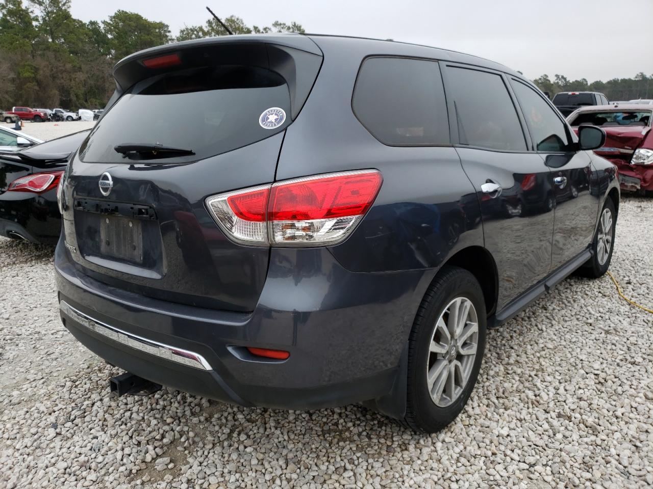 Photo 4 from auction – 2014 NISSAN PATHFINDER with VIN 5N1AR2MN1EC711350