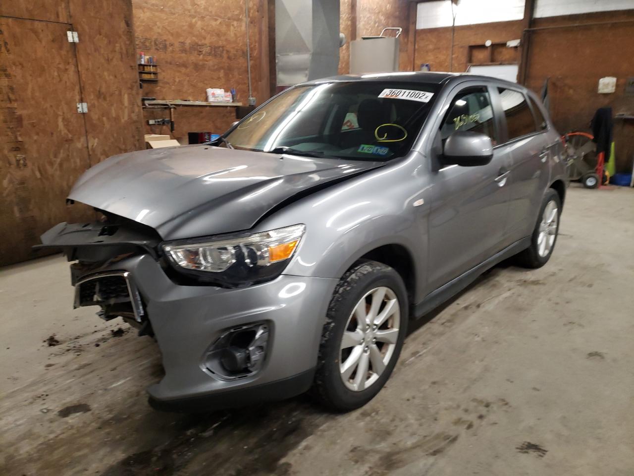 Photo 2 from auction – 2013 MITSUBISHI OUTLANDER with VIN 4A4AR3AU5DE024678