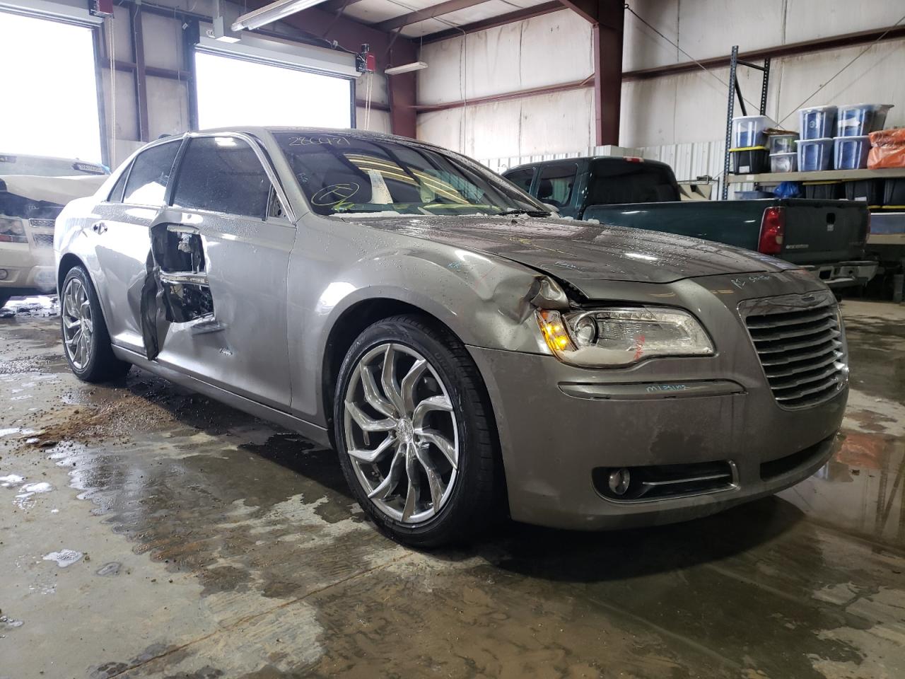 CHRYSLER 300C 2014 with VIN 2C3CCAEG5EH286421 - Photo from auction