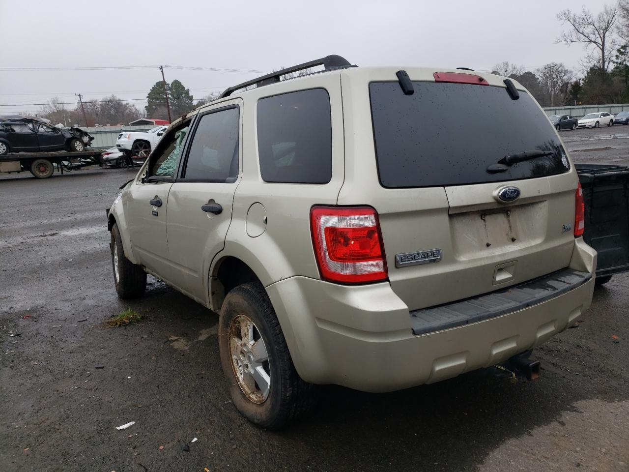 Photo 3 from auction – 2011 FORD ESCAPE XLT with VIN 1FMCU0DG0BKC05541