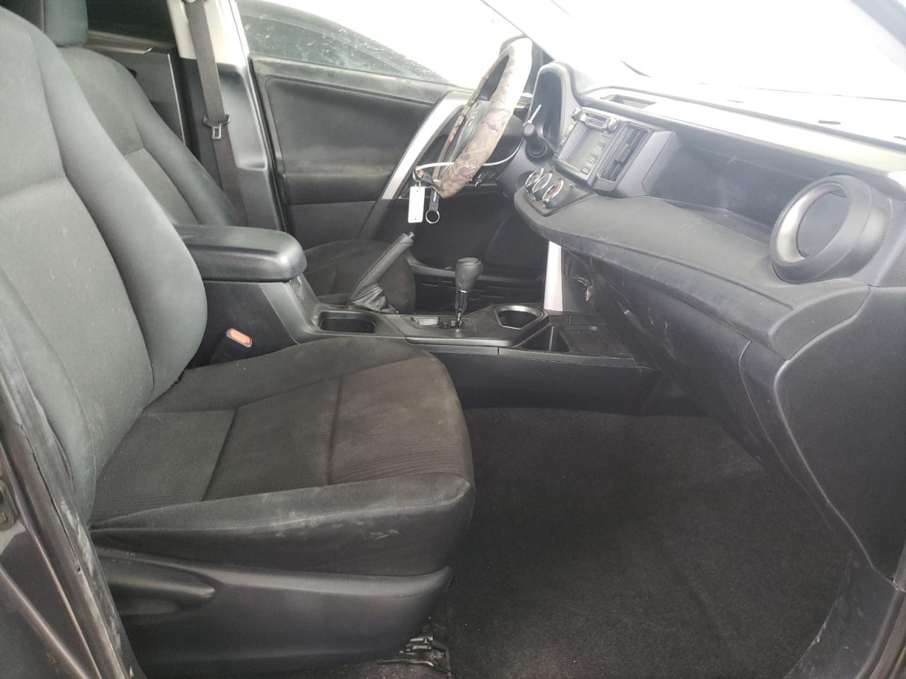 Photo 5 from auction – 2016 TOYOTA RAV4 LE with VIN JTMZFREV5GJ074081