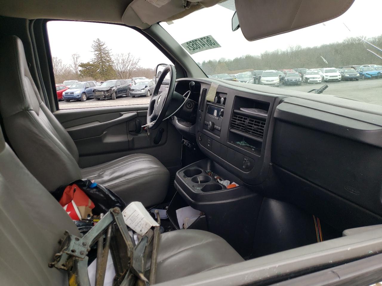 Photo 5 from auction – 2008 CHEVROLET EXPRESS G3 with VIN 1GCHG35K481113420