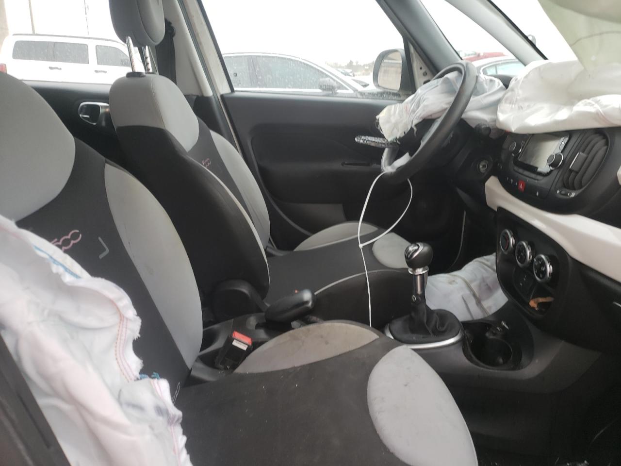 صورة رقم 5 من المزاد - 2014 FIAT 500L مع VIN ZFBCFAAH9EZ000185