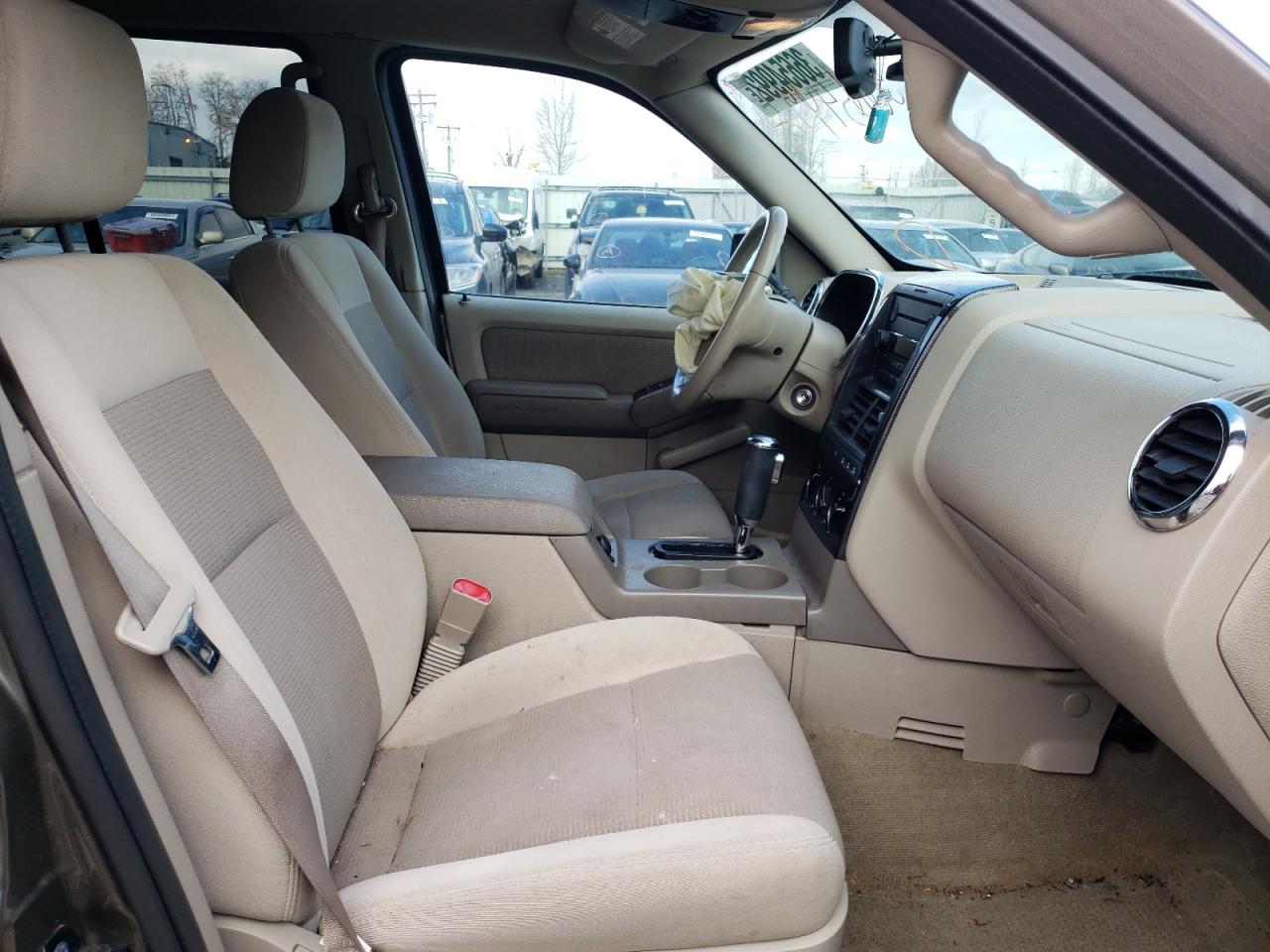 Photo 5 from auction – 2006 FORD EXPLORER X with VIN 1FMEU73E96UA49205