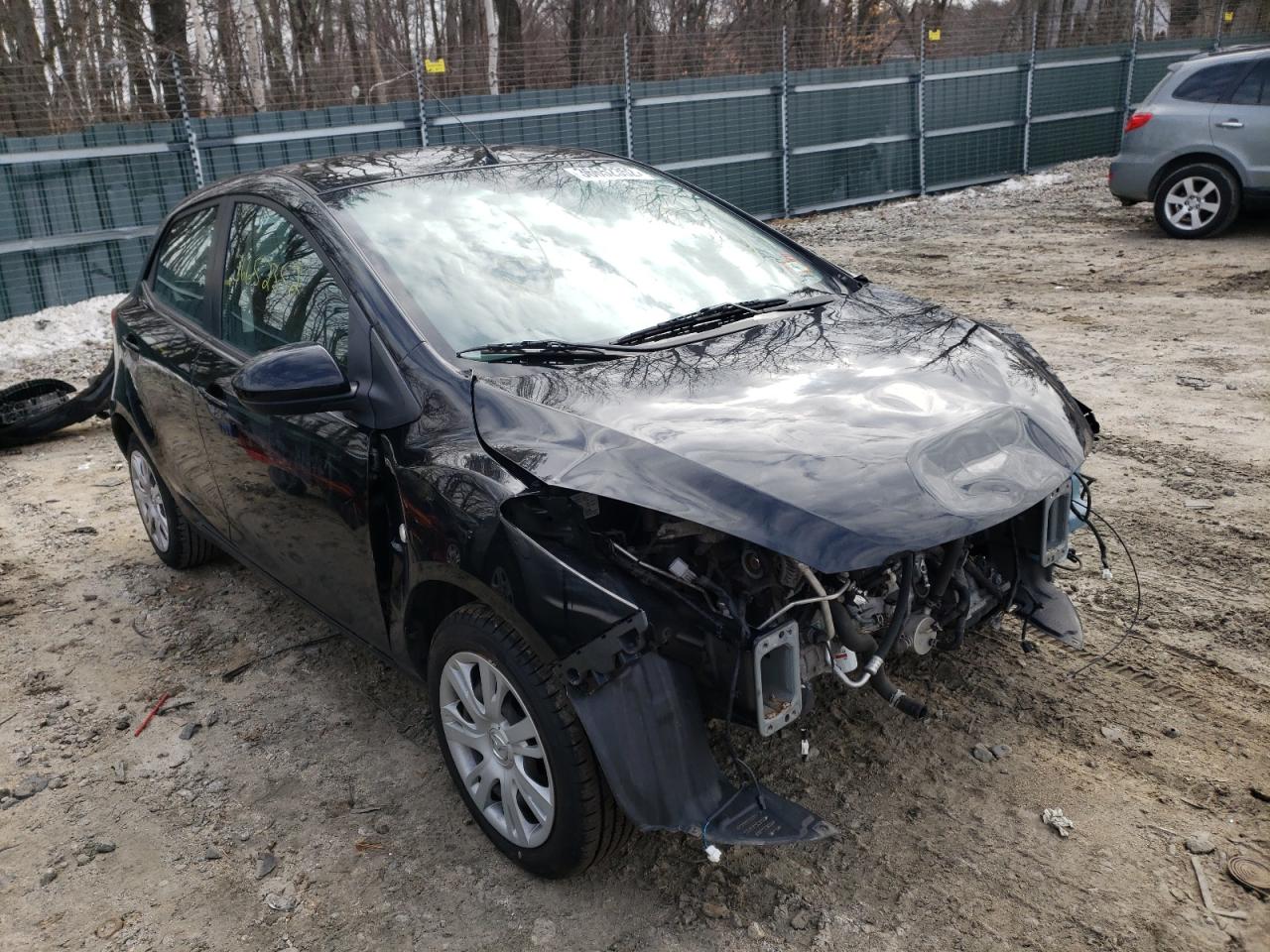 MAZDA MAZDA2 2012 with VIN JM1DE1KZ0C0143233 - Photo from auction