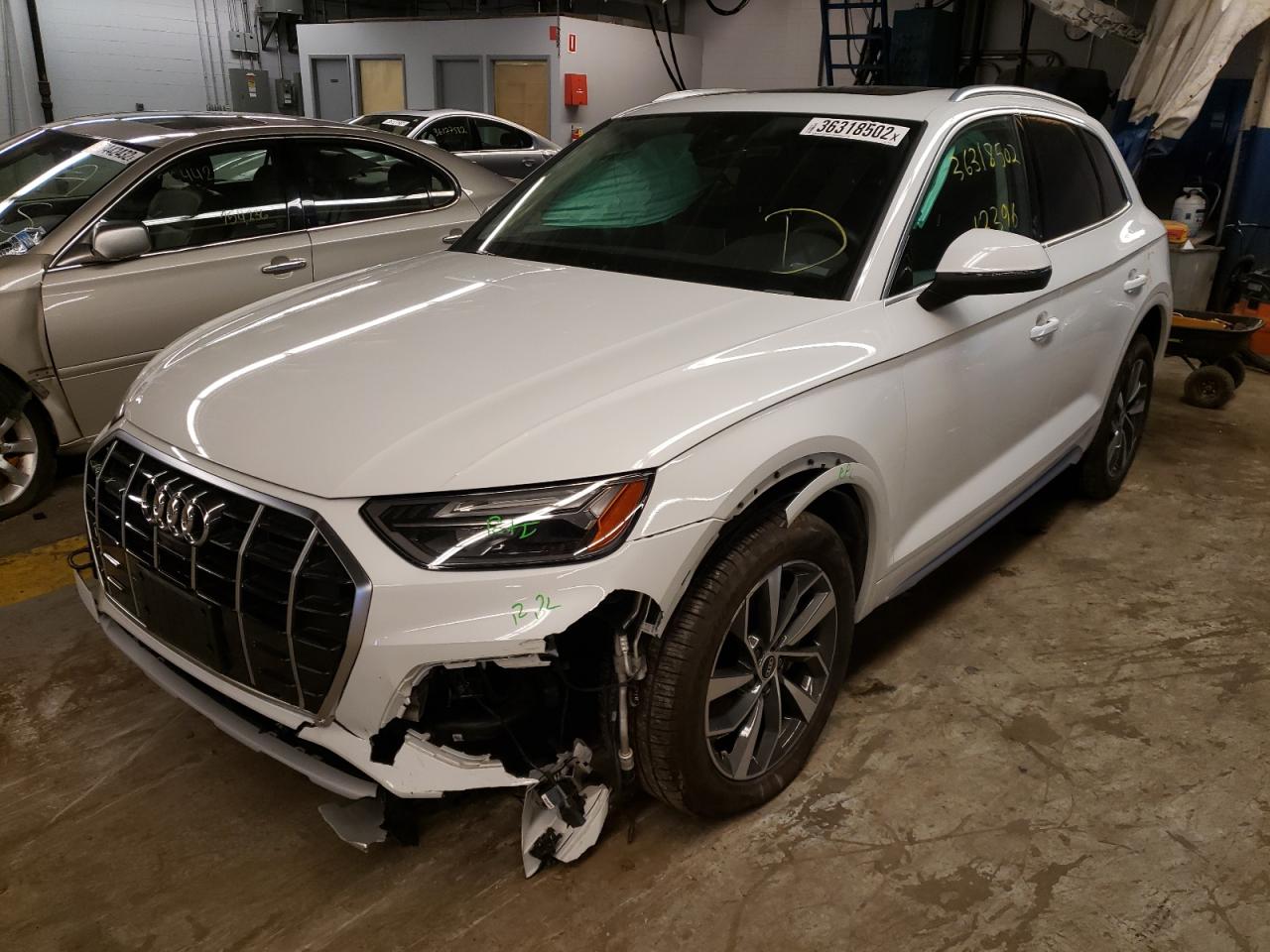 Photo 2 from auction – 2021 AUDI Q5 PREMIUM with VIN WA1BAAFY6M2035199