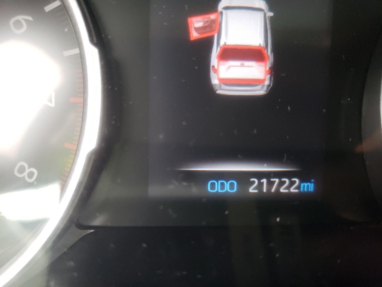 Photo 8 from auction – 2021 TOYOTA RAV4 XLE with VIN 2T3P1RFV8MC174615