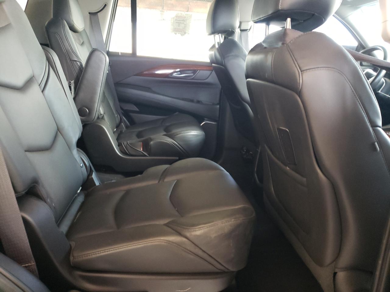 Photo 6 from auction – 2015 CADILLAC ESCALADE with VIN 1GYS3LKJ8FR600805