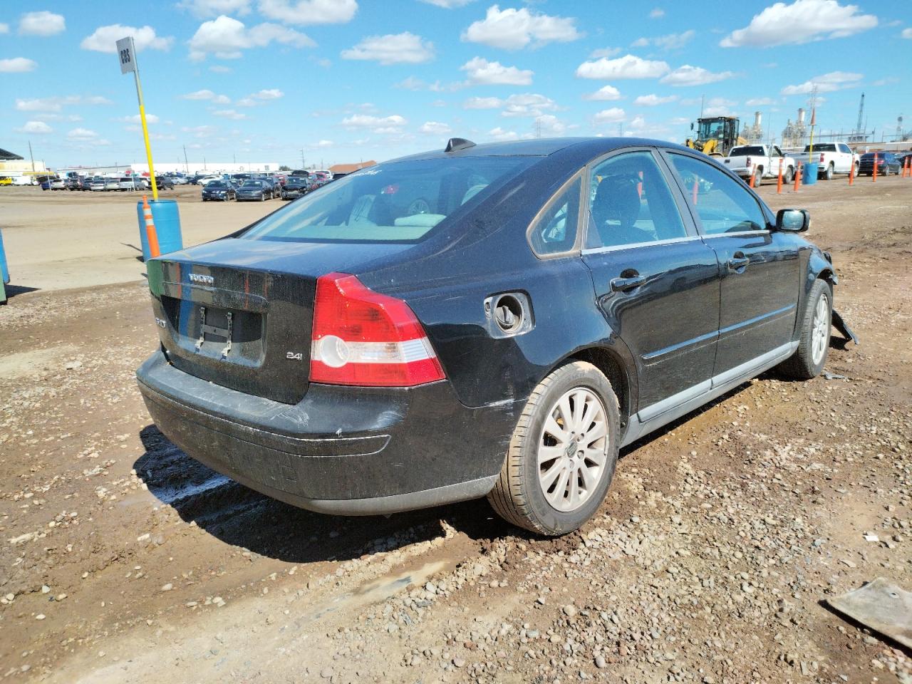 Photo 4 from auction – 2005 VOLVO S40 2.4I with VIN YV1MS382452108954