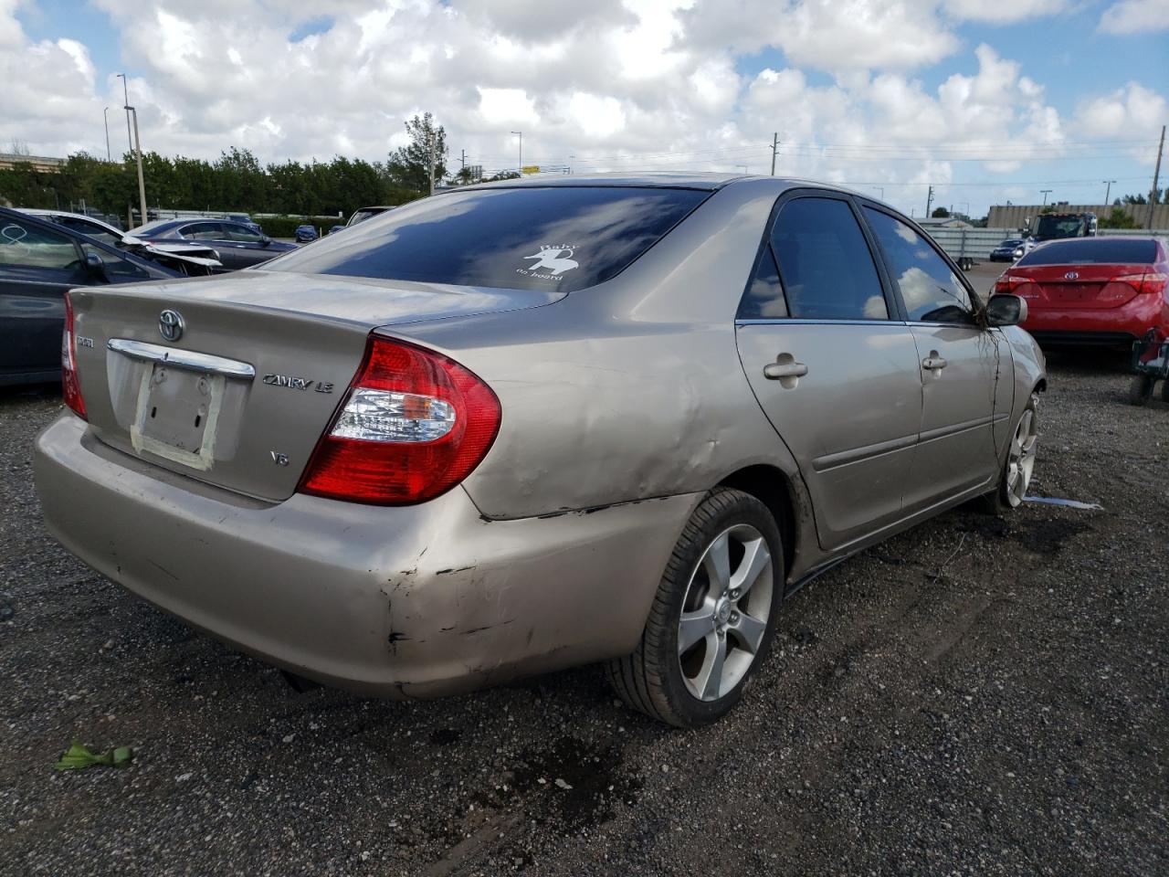Photo 4 from auction – 2003 TOYOTA CAMRY LE with VIN 4T1BF30K73U548239