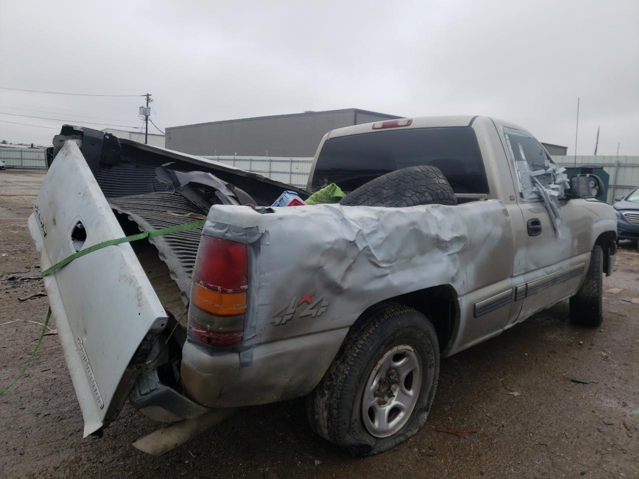Photo 4 from auction – 2000 CHEVROLET SILVERADO with VIN 1GCEK14V4YZ167707
