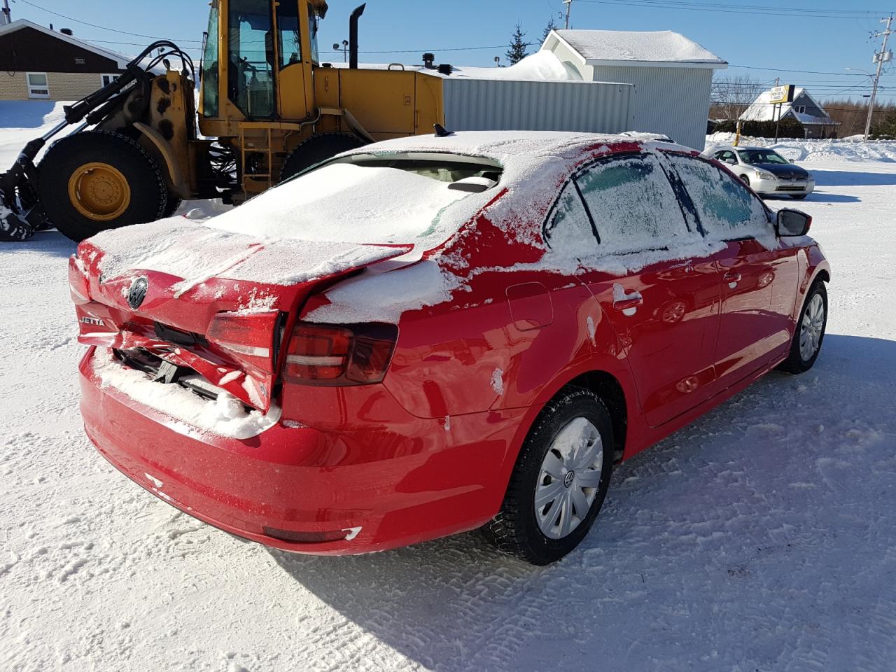 Photo 4 from auction – 2017 VOLKSWAGEN JETTA S with VIN 3VW2B7AJXHM325439