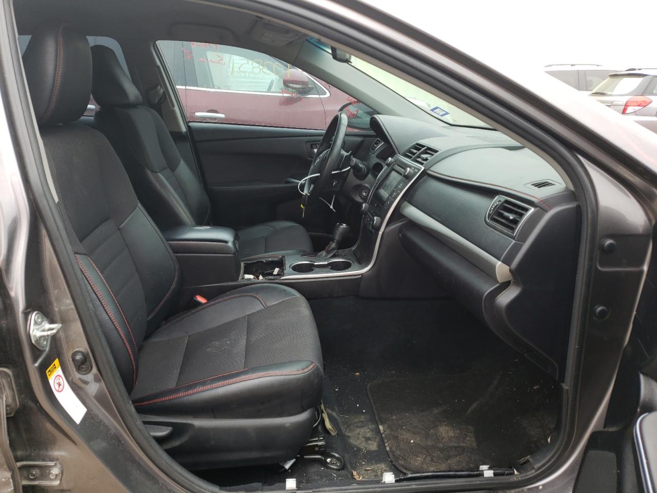 Photo 5 from auction – 2017 TOYOTA CAMRY LE with VIN 4T1BF1FK9HU331102