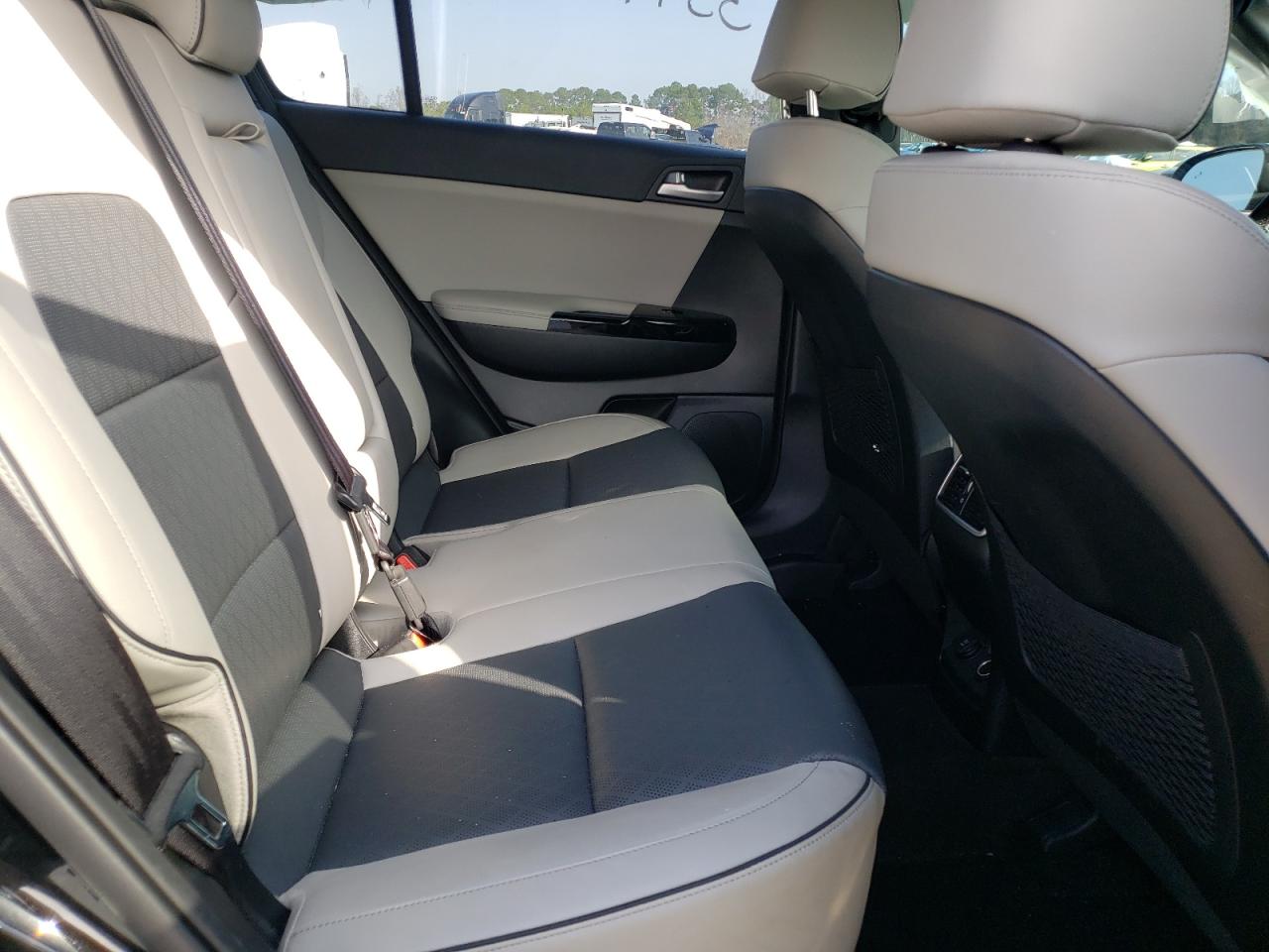 Photo 6 from auction – 2019 KIA SPORTAGE E with VIN KNDPNCAC3K7612617