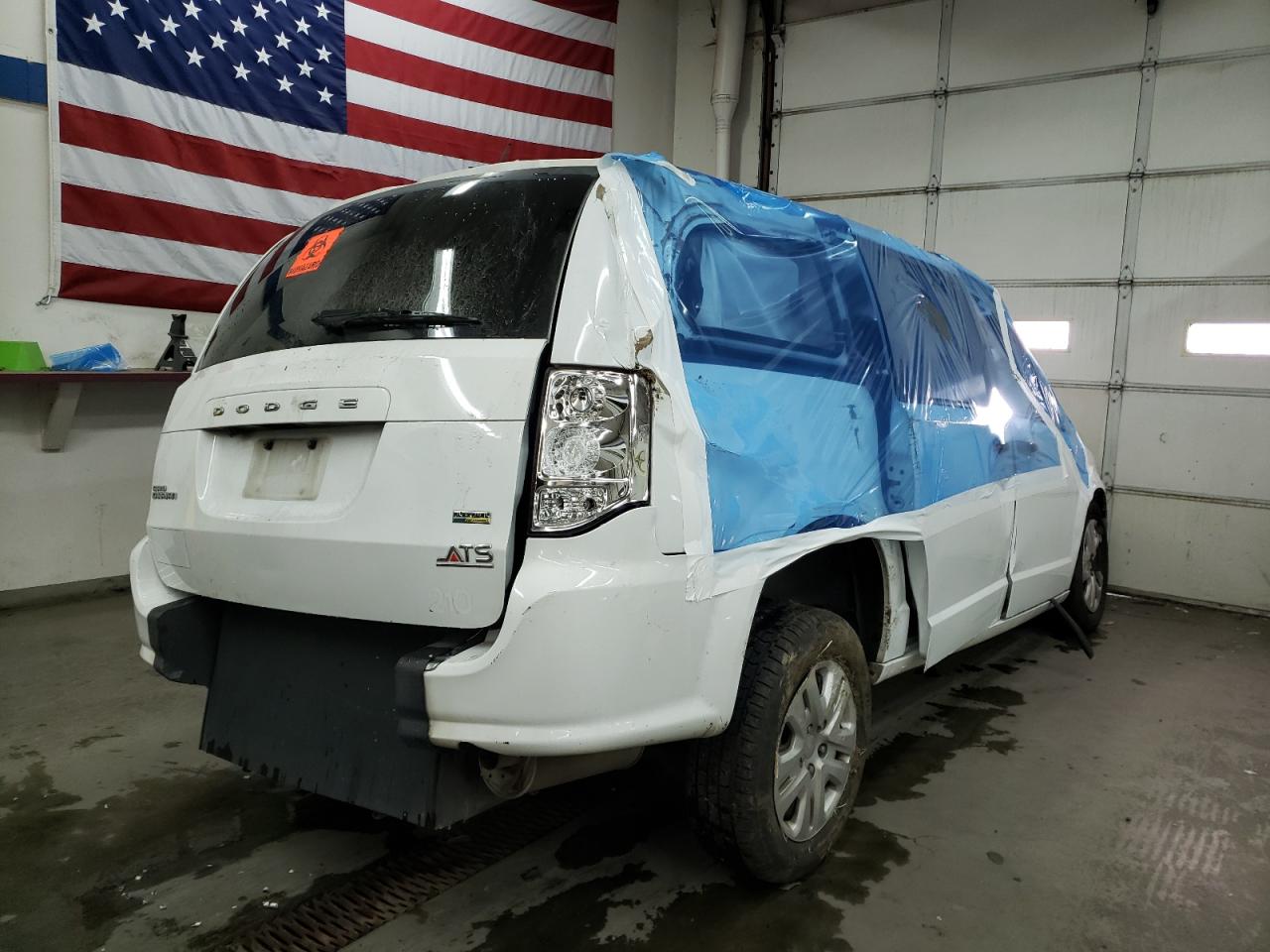 Photo 4 from auction – 2019 DODGE GRAND CARA with VIN 2C4RDGBG2KR623210