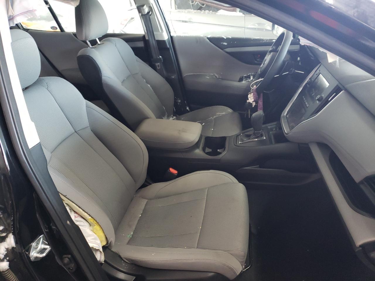 Photo 5 from auction – 2021 SUBARU LEGACY with VIN 4S3BWAB65M3018559