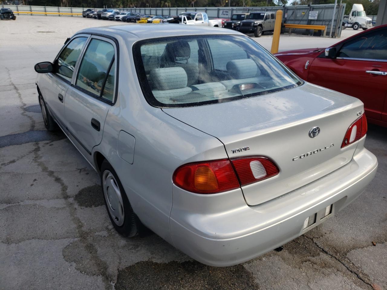 Photo 3 from auction – 2000 TOYOTA COROLLA VE with VIN 1NXBR12E7YZ306884