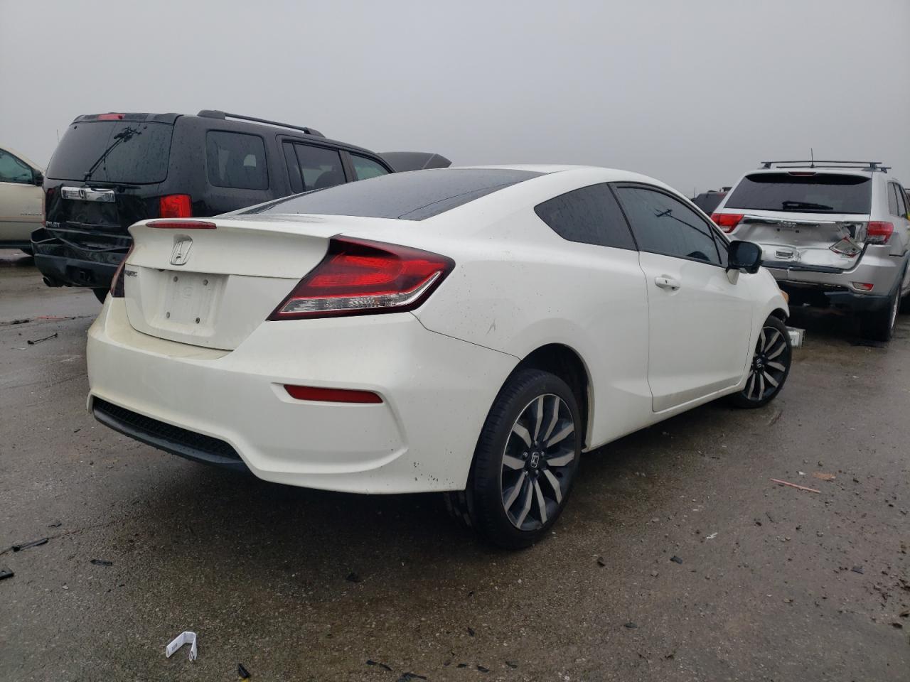 Photo 4 from auction – 2015 HONDA CIVIC with VIN 2HGFG3B06FH525462