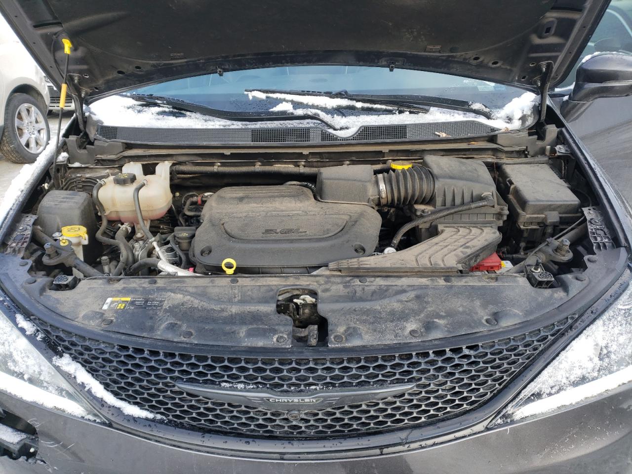 Photo 7 from auction – 2019 CHRYSLER PACIFICA L with VIN 2C4RC1GG5KR667730