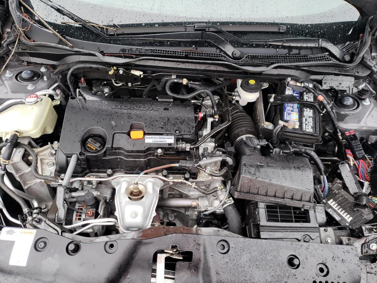 Photo 7 from auction – 2019 HONDA CIVIC LX with VIN 2HGFC2F67KH598953