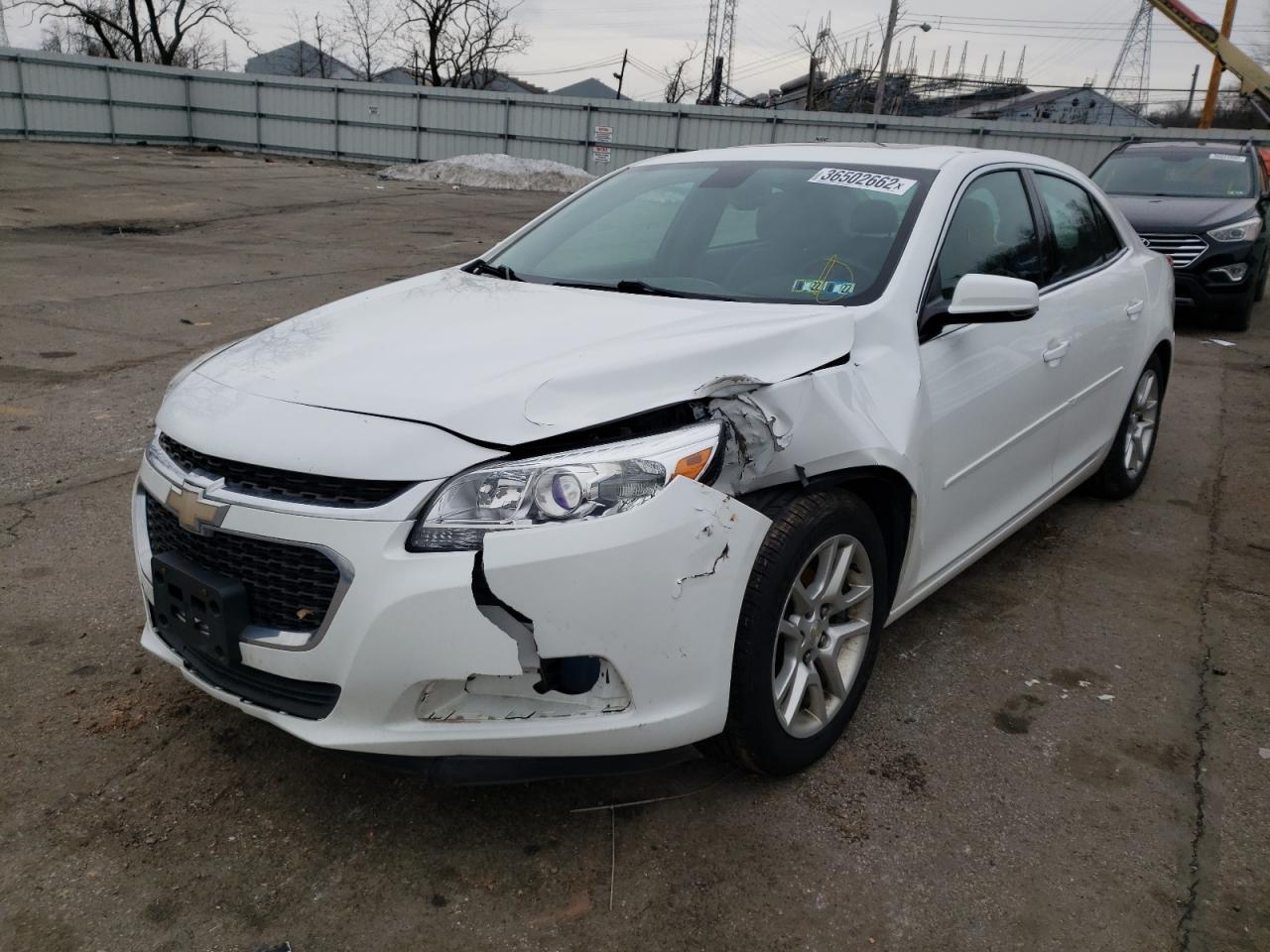 Photo 2 from auction – 2015 CHEVROLET MALIBU 1LT with VIN 1G11C5SL2FU150668