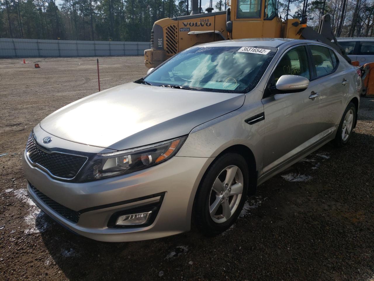 Photo 2 from auction – 2015 KIA OPTIMA LX with VIN 5XXGM4A73FG447869