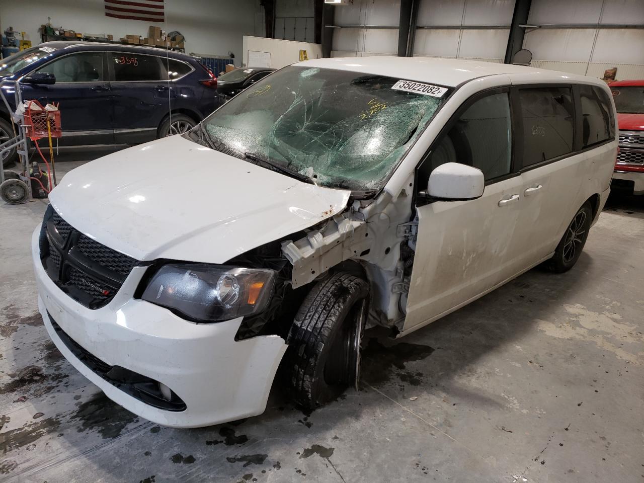 Photo 2 from auction – 2019 DODGE GRAND CARA with VIN 2C4RDGBG1KR502782