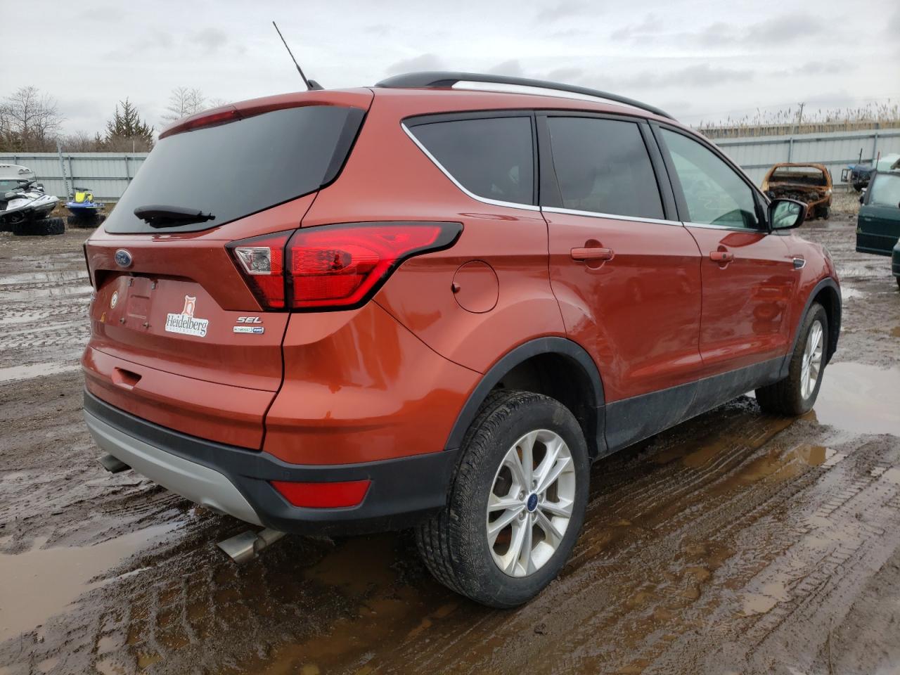 Photo 4 from auction – 2019 FORD ESCAPE SEL with VIN 1FMCU9HD5KUC25163