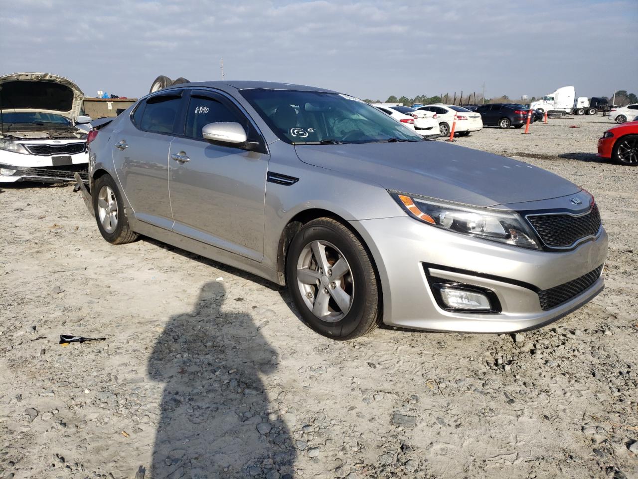 KIA OPTIMA LX 2015 with VIN 5XXGM4A76FG408533 - Photo from auction