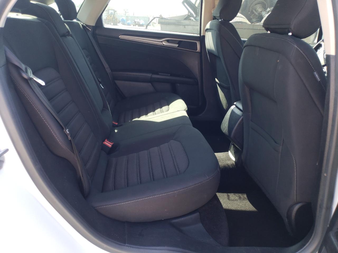 Foto 6 de la subasta – 2017 FORD FUSION con VIN 3FA6P0HD7HR289716