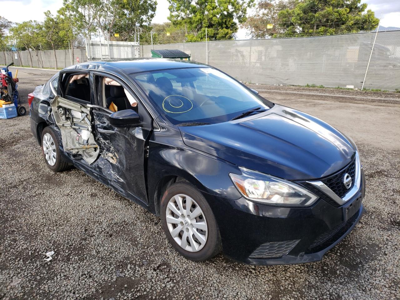 Photo 1 from auction – 2017 NISSAN SENTRA S with VIN 3N1AB7AP1HY371496
