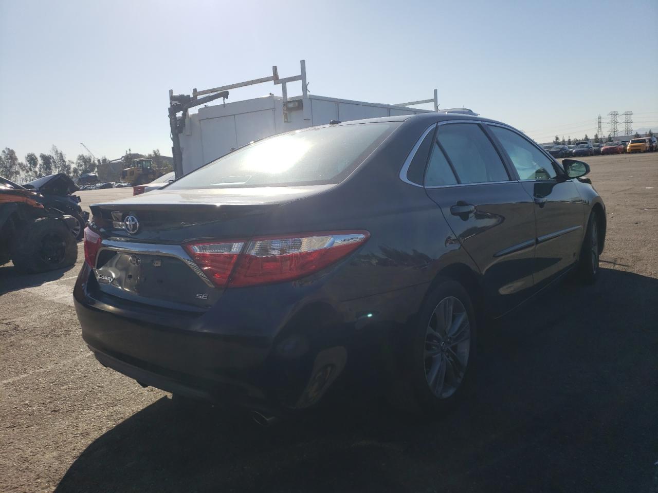 Photo 4 from auction – 2017 TOYOTA CAMRY LE with VIN 4T1BF1FK1HU321499