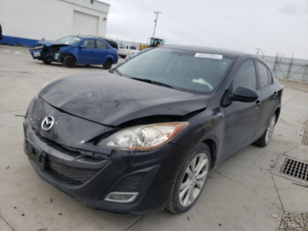 Photo 2 from auction – 2011 MAZDA 3 S with VIN JM1BL1W52B1365317