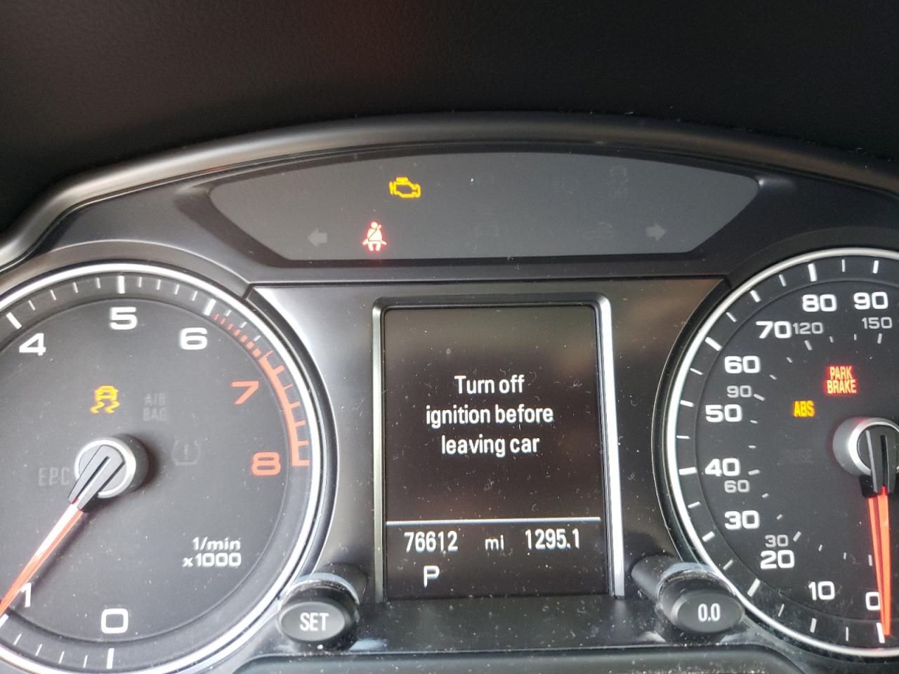 Photo 8 from auction – 2017 AUDI Q5 PREMIUM with VIN WA1L2AFP1HA087554